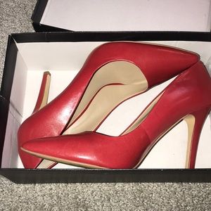 Red leather heels saks fifth avenue size 9
